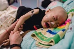 Những hình ảnh xúc động về em bé 2 tuổi ung thư gan bị mẹ bỏ rơi 
