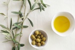 Những lợi ích của dầu olive ozone hóa trong chăm sóc da
