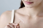 Phụ nữ đặt vòng tránh thai có thể giảm nguy cơ mắc ung thư cổ tử cung