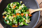 7 loại rau củ nấu chín sẽ tốt cho sức khỏe hơn ăn sống