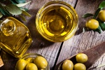 9 công dụng không ngờ của dầu olive