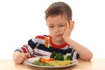 Vì sao trẻ ăn đủ chất xơ mà vẫn bị táo bón?