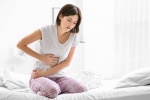 Bị táo bón và đau bụng do hội chứng ruột kích thích nên làm gì?