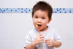 8 kinh nghiệm hay giúp mẹ dạy bé đánh răng đúng cách