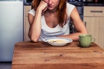 Người bị trầm cảm nên ăn gì, tránh ăn gì để bệnh nhanh khỏi?