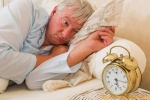 Người cao tuổi ngủ không ngon, không sâu nên tránh ăn gì?