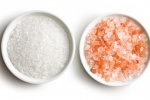 Muối hồng Himalaya có tốt hơn muối ăn thông thường? 