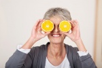 Ăn cam có thể giúp ngăn ngừa thoái hóa điểm vàng?