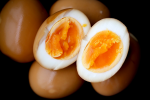Trứng ngâm xì dầu: Dẻo thơm, bùi béo ai cũng muốn ăn 