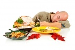 Vì sao bạn luôn cảm thấy buồn ngủ sau khi ăn no?
