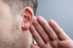 Nghiên cứu: Kích thích tai giúp kiểm soát triệu chứng bệnh Parkinson