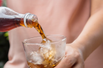 Uống soda, nước ngọt gây ảnh hưởng thế nào đến não bộ?