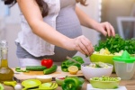 Phụ nữ mang thai nên ăn gì để tốt cho sự phát triển của thai nhi?