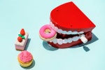 Người bệnh đái tháo đường cần chăm sóc răng miệng, bàn chân mỗi tối