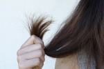 “Tạm biệt” mái tóc giòn, dễ gãy với 7 nguyên liệu tự nhiên