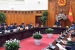 Thủ tướng Nguyễn Xuân Phúc: Không chủ quan với COVID-19, ưu tiên vaccine nội
