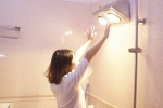 Đảm bảo an toàn khi sử dụng đèn sưởi nhà tắm trong mùa Đông