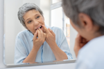 4 mẹo giúp người bệnh Parkinson chăm sóc răng miệng hiệu quả hơn