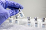 Bộ Y tế yêu cầu tiếp tục đa dạng hóa nguồn cung vaccine phòng COVID-19
