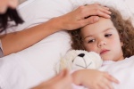 Những điều cha mẹ cần biết về bệnh viêm màng não ở trẻ