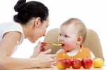 Cho trẻ ăn trái cây thế nào là hợp lý?
