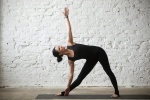 5 tư thế yoga duy trì sức khỏe và vóc dáng khi làm việc ở nhà