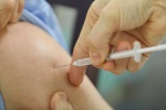 5 lưu ý quan trọng sau khi tiêm vaccine COVID-19