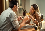 Tử vi thứ Bảy (25/10/2025): Song Ngư sẽ có buổi hẹn hò lãng mạn