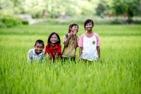 10 cách khoa học giúp bạn cảm thấy hạnh phúc hơn