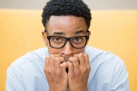 12 suy nghĩ nhỏ nhặt thông thường lại kích hoạt sự lo lắng tệ hại