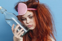 Ăn gì, uống gì giảm nôn nao sau một đêm quá chén?