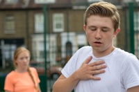 5 biện pháp tự nhiên giúp kiểm soát triệu chứng hen suyễn