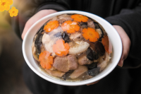 Tết hiện đại: Đừng để 'gánh nặng' tích trữ làm phai nhạt vị ngon lành