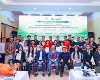 “Tối ưu Hiệu suất và Phục hồi thông qua Dinh dưỡng Thể thao” 