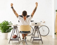 Tử vi thứ Bảy (22/11/2025): Cự Giải nên giữ quyết tâm cao khi làm việc