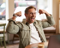 Tử vi thứ Tư (24/12/2025): Song Ngư muốn thử sức bản thân nhiều hơn