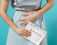 Nhận diện sớm dấu hiệu buồng trứng đa nang ở tuổi dậy thì