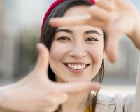 Tử vi thứ Tư (25/2/2026): Bạch Dương muốn thể hiện hình ảnh tốt của bản thân