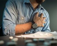 Tim hay “bỏ nhịp” vài giây rồi đập mạnh có nguy hiểm không?