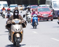 Nắng nóng gay gắt tiếp diễn vào cuối tuần