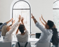 Tử vi thứ Ba (28/4/2026): Song Tử sẽ thấy hơi ngại ngùng khi phải làm việc nhóm