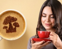 Giải mã lợi ích của cà phê nấm với phụ nữ mãn kinh