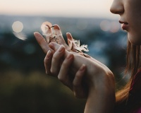 Tử vi Chủ nhật (3/5/2026): Bọ Cạp có thể tỏ ra khá nhẹ nhàng và tinh tế