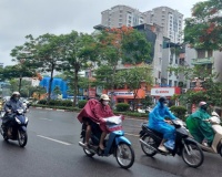 Bớt nắng nóng, mưa xuất hiện nhiều nơi trên cả nước