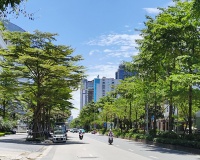 Bắc và Trung Bộ nắng gắt, Nam Bộ mưa dông