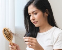 Rụng tóc mức độ nào thì cần can thiệp?