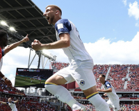 Cùng con hòa mình vào không khí World Cup ngay tại nhà