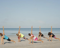 WHO: Yoga giúp duy trì sức khỏe khi về già