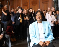 Giải Nobel Hòa bình được trao cho Luật sư nhân quyền Navi Pillay