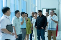 Đoàn doanh nghiệp Cuba thăm quan và làm việc tại Viện Thực phẩm chức năng